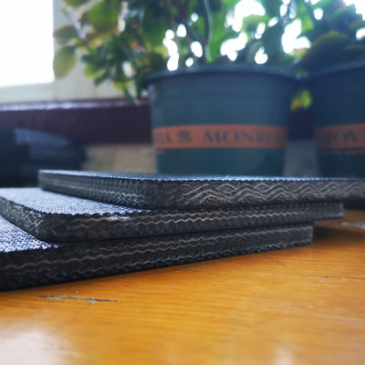 Patterned Rubber Mining Solid Woven Chevron Conveyor Belt