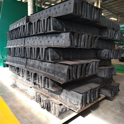 Steep Angle Rubber Steel Cord Corrugated Sidewall Conveyor Blet