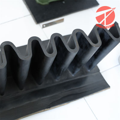 TC180 Agriculture Industries Rubber Corrugated Sidewall Conveyor Belt